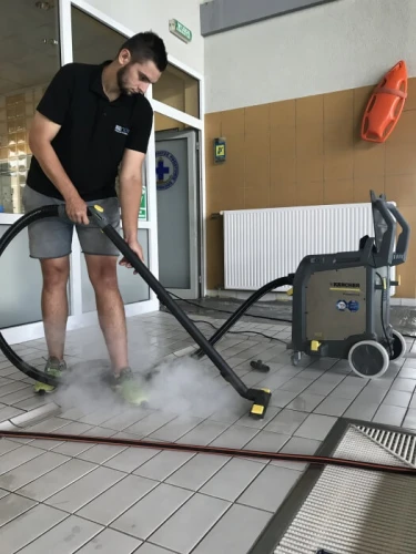 Sprzątanie i czyszczenie - Renova Bielsko Biała