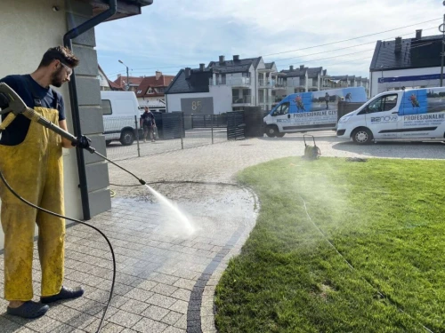 Sprzątanie i czyszczenie - Renova Bielsko Biała